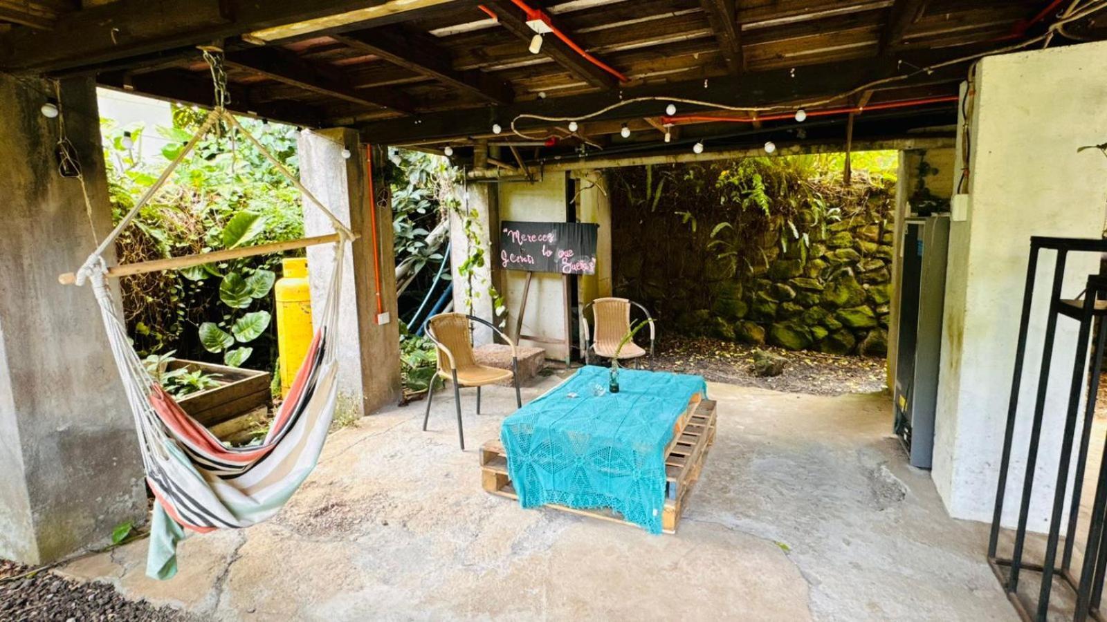 Mata Nui Eco Hostel Hanga Roa Buitenkant foto