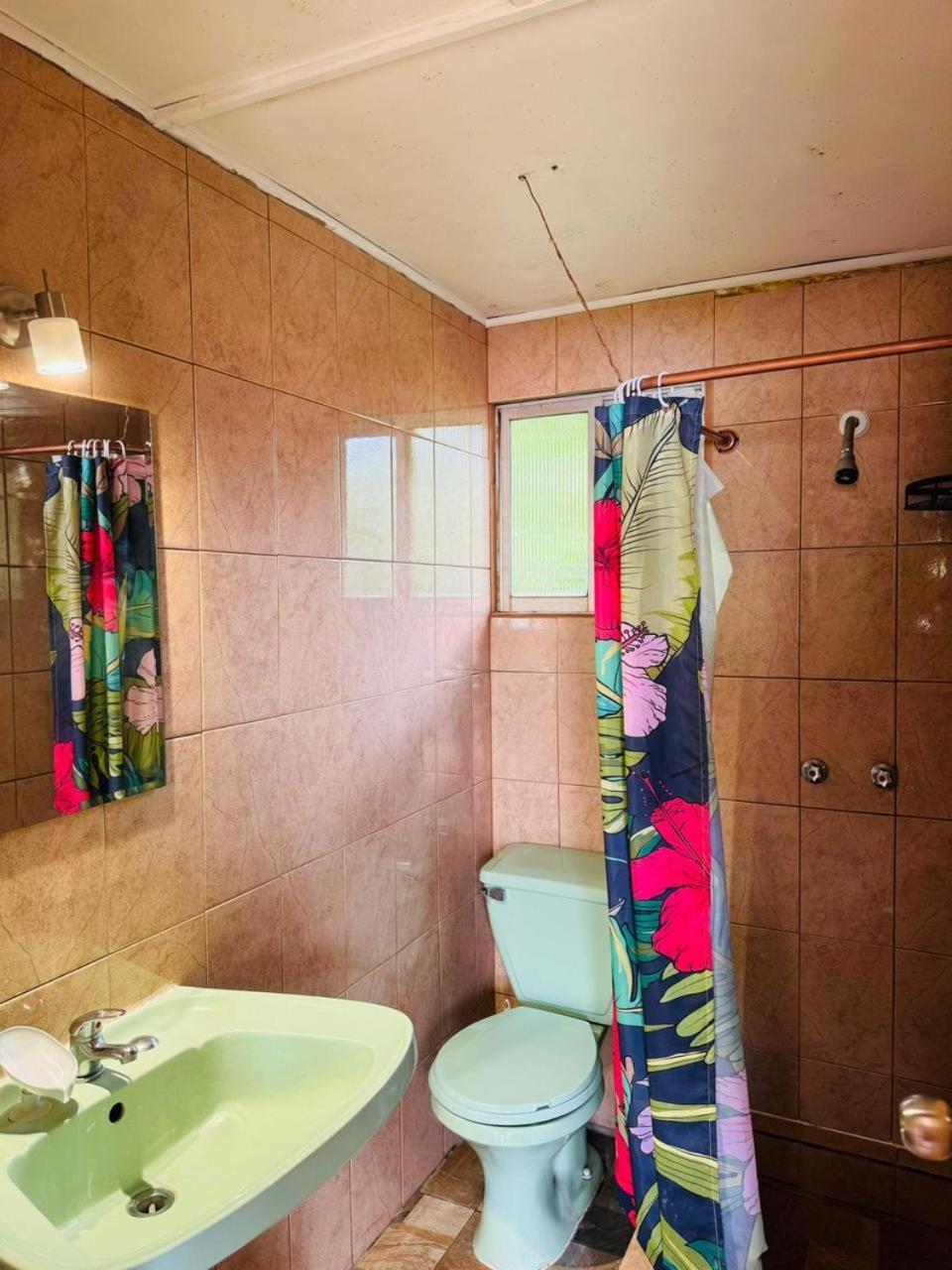 Mata Nui Eco Hostel Hanga Roa Buitenkant foto