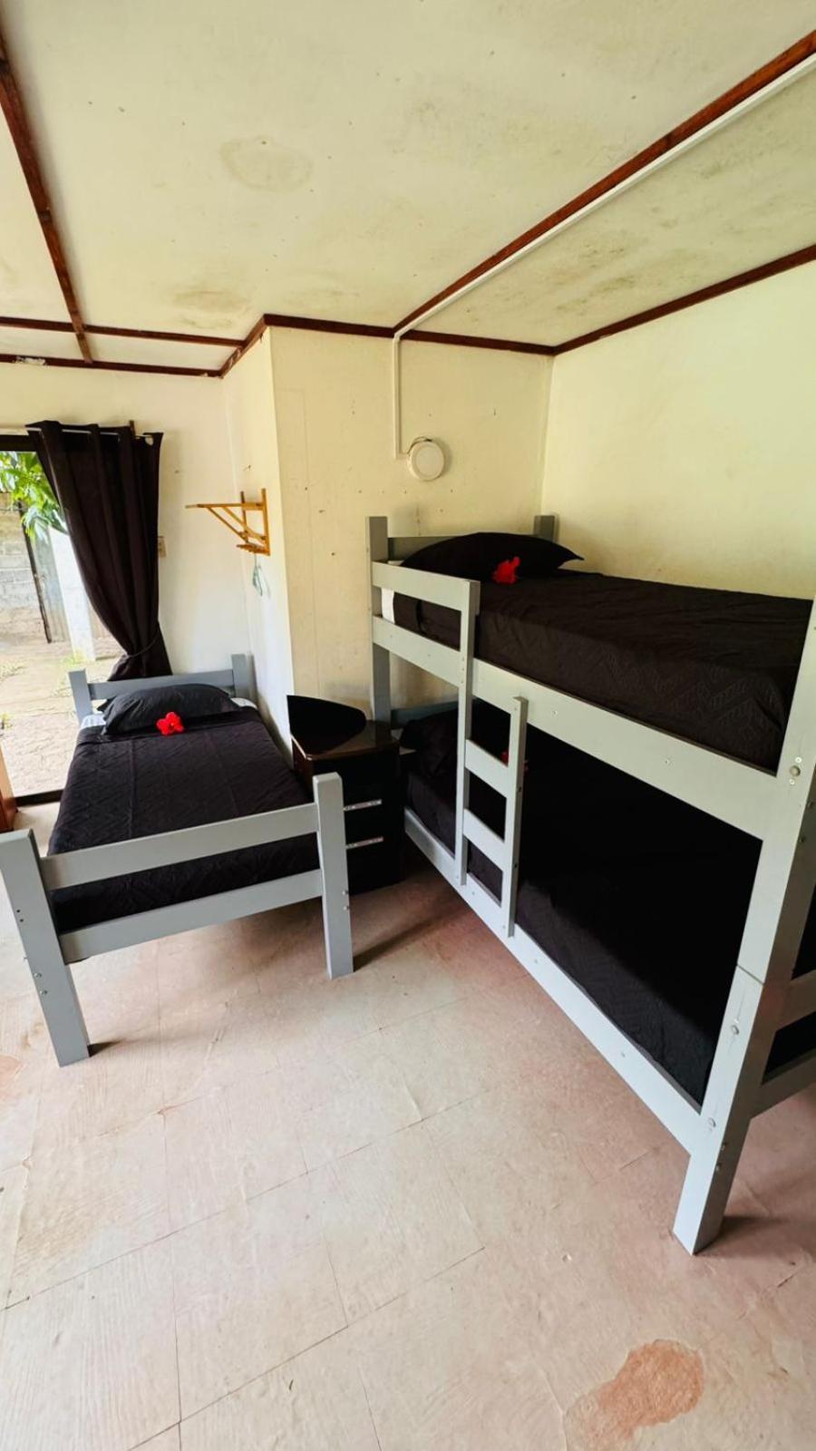 Mata Nui Eco Hostel Hanga Roa Buitenkant foto